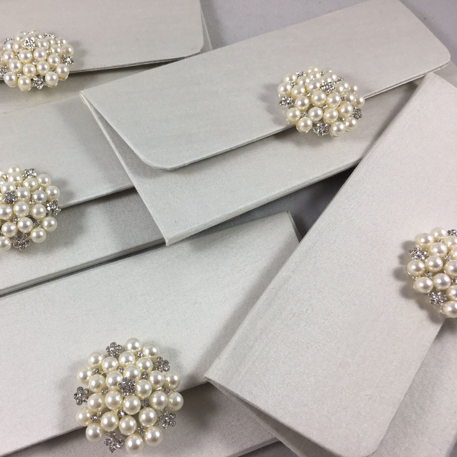 Ivory Silk Pearl Money Gift Envelope with Magnetic Clasp